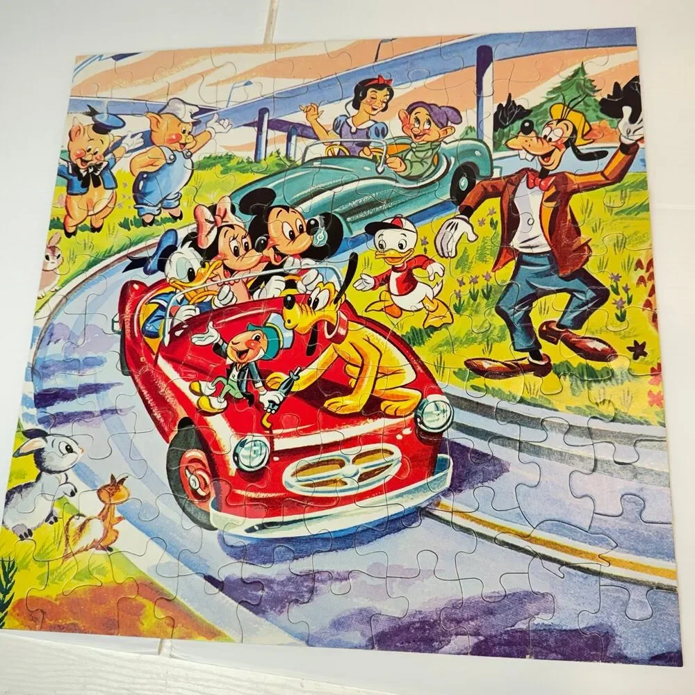 Vintage Disney private freeway Puzzle Mickey Mouse, Minnie, Donald Duck, Goofy